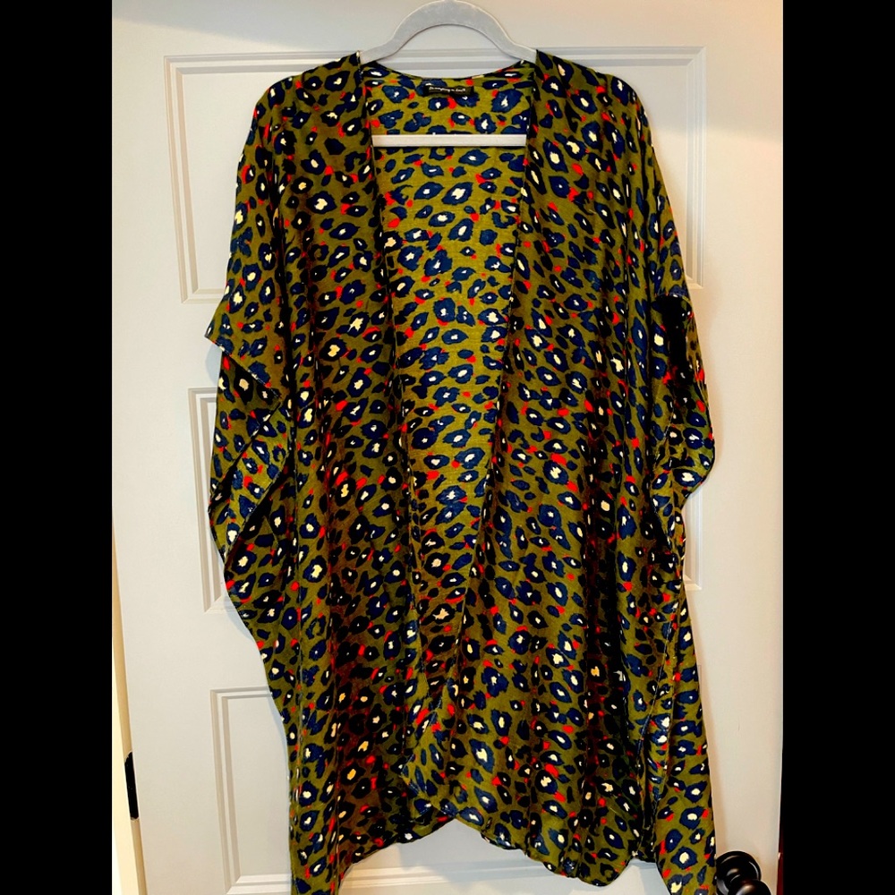 Do Everything in Love Kimono